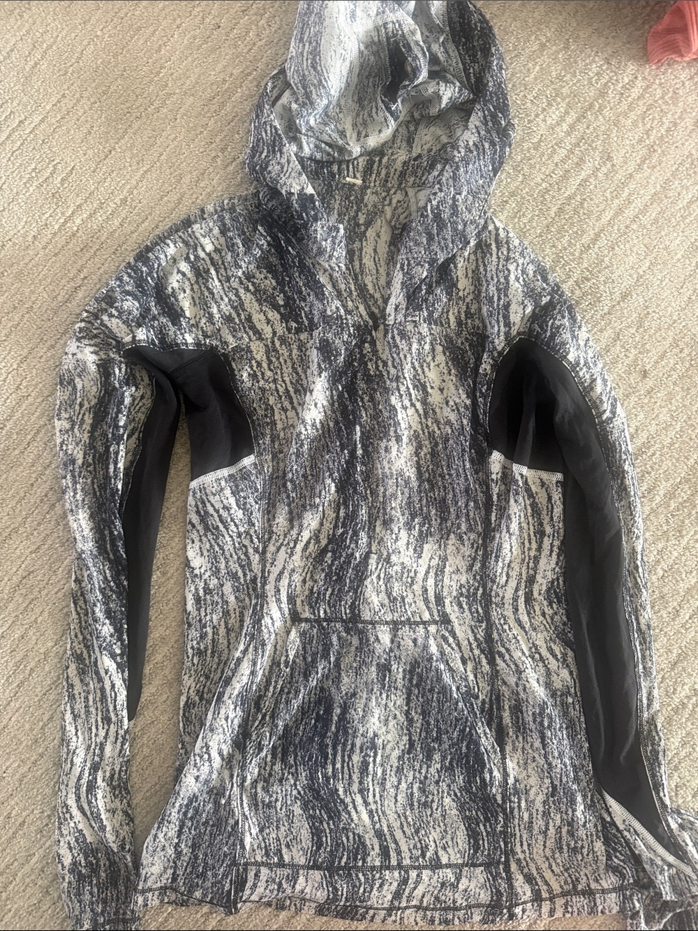 Lululemon Black and White Marled Hooded Sweater 4
